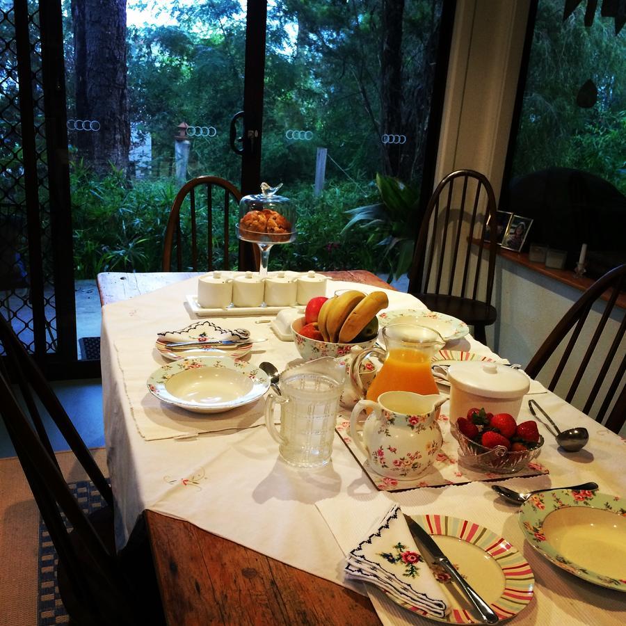Whispering Pines Bed And Breakfast Collie Экстерьер фото